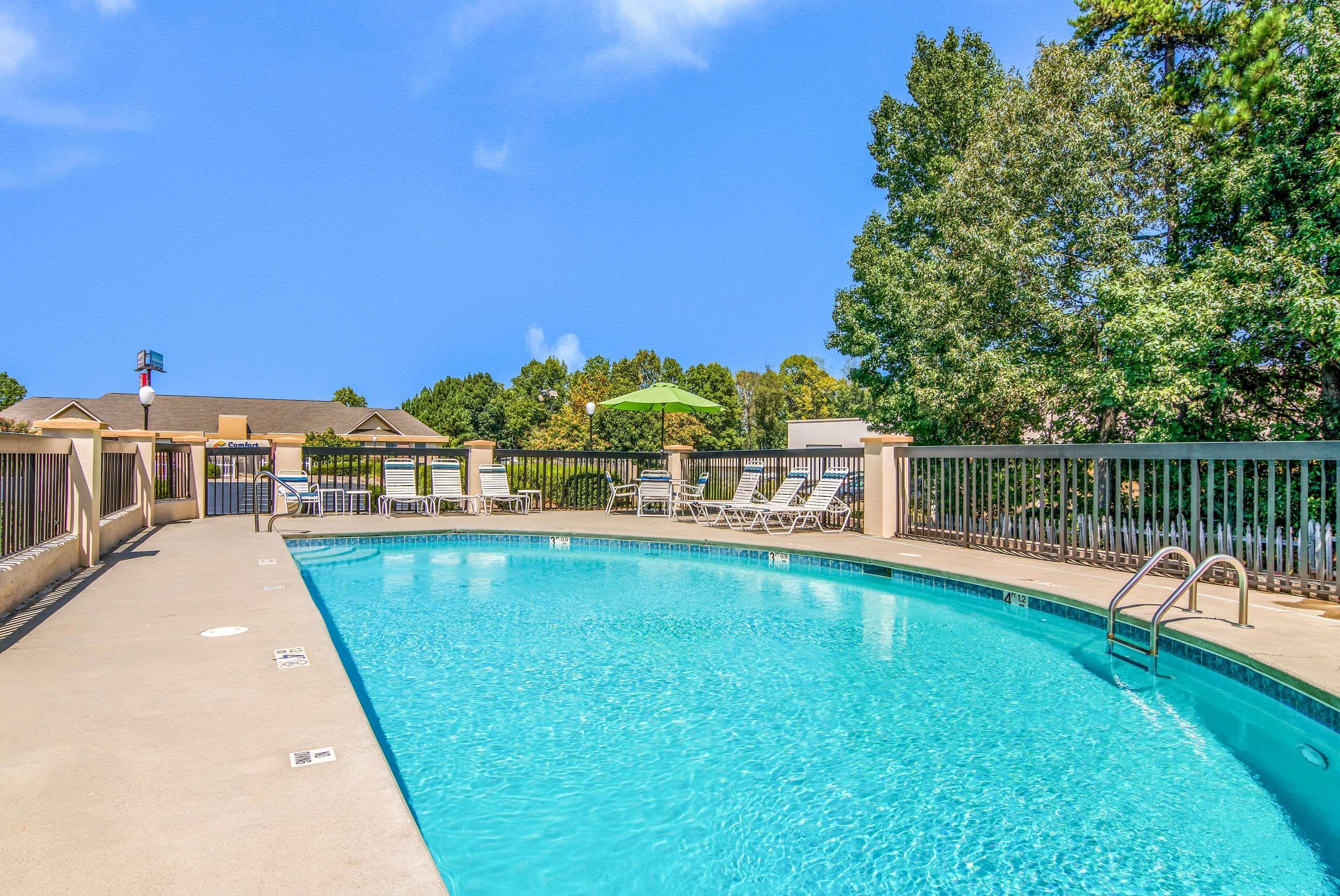 Quality Inn Suwanee I-85 Dış mekan fotoğraf