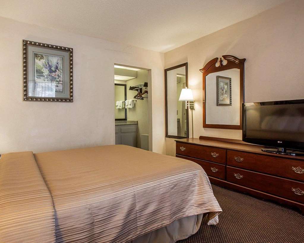 Quality Inn Suwanee I-85 Oda fotoğraf